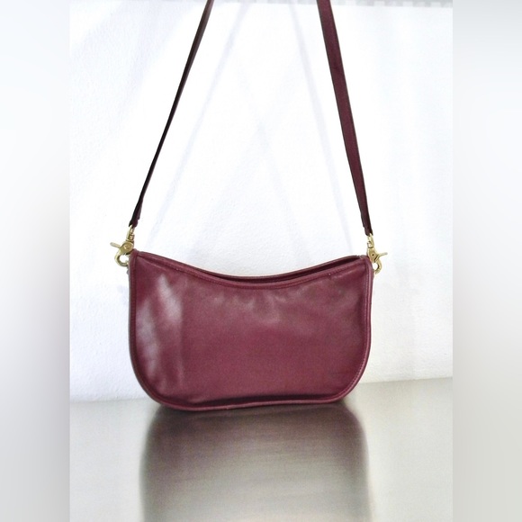 Vintage Coach Large Swinger Bag (Wine) - Picture 6 of 11